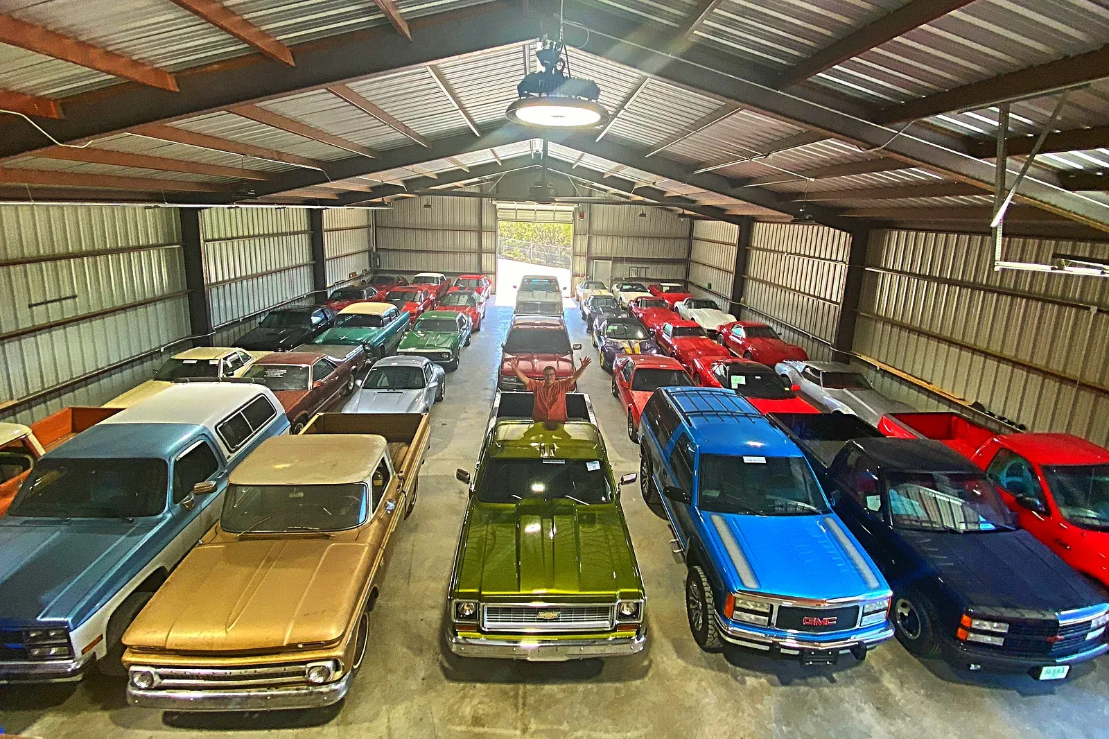 Treasures Unearthed: Exceptional 23-Car Collection Found in Alabama