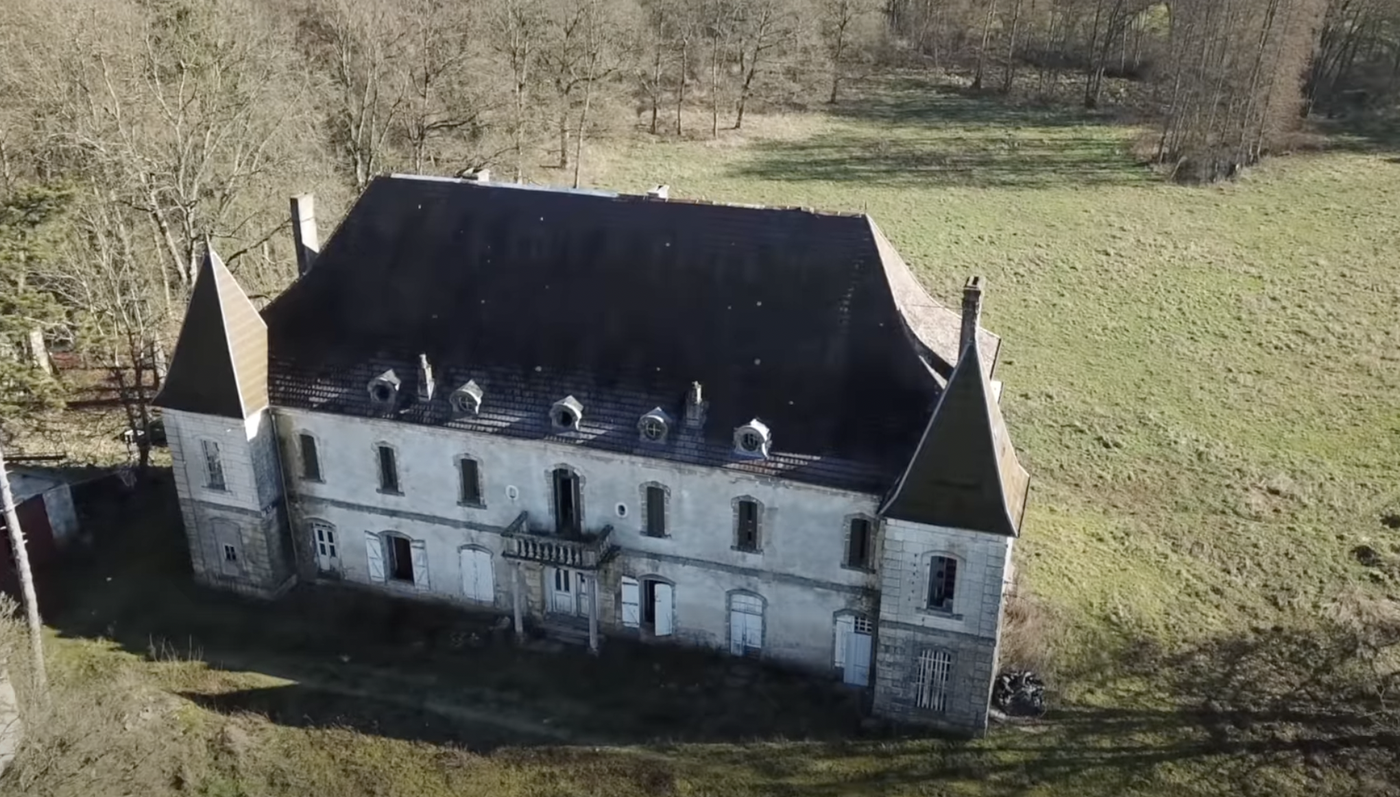 Creepy Abandoned Mansion Guards a Rare Fiat 850 Spider